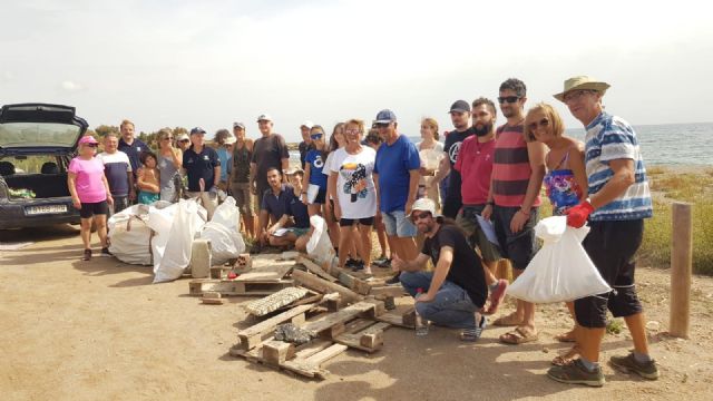Limpieza de la playa de El Rafal con motivo del World Cleanup Day - 4, Foto 4