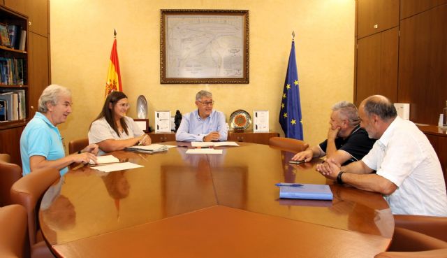 El presidente de la CHS se reúne con representantes de la Comunidad de Regantes TTS de Calasparra y Cieza - 1, Foto 1
