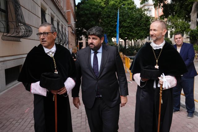 La UMU inicia formalmente el curso en el que se aprobarán los nuevos estatutos - 5, Foto 5