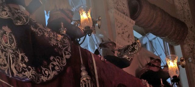 Una oración en imágenes: la Hermandad del Baratillo presenta “Piedad Coronada” - 2, Foto 2