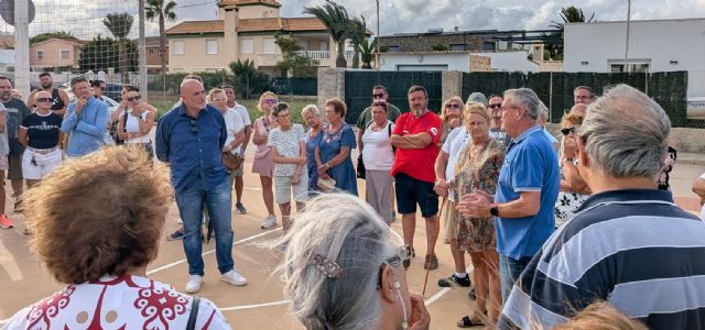 VOX se reúne con los vecinos de Punta Brava, que exigen explicaciones sobre el nuevo centro de acogida - 3, Foto 3