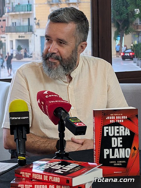 Jesús Boluda lleva al Gran Casino de Totana el cine convertido en crimen con Fuera de plano, Foto 2