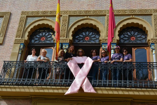 El Ayuntamiento de Águilas se suma al rosa en la lucha contra el cáncer de mama 2016 - 2, Foto 2