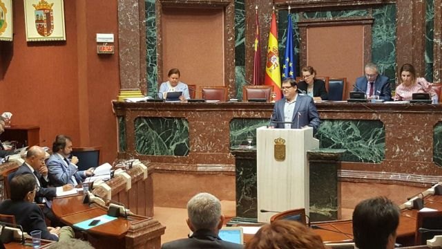 Podemos pide la dimisión del Consejero de Empleo por “intento de estafa” a la Región con las ITV - 1, Foto 1