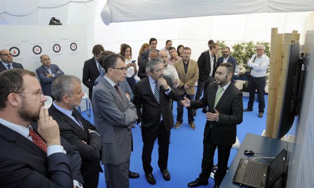 Un escaparate tecnológico con las innovaciones más punteras en la Plaza de la Universidad - 1, Foto 1