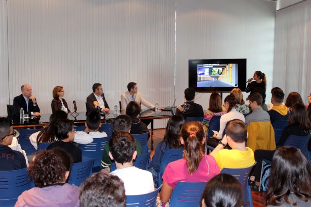 Los alumnos se cuelan en los museos de la Región, con el proyecto GD Museos, en el que participan varios centros de la Región de Murcia y del extranjero Irlanda y Colombia - 4, Foto 4