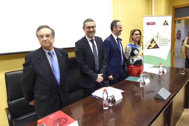 Las cátedras de Seguridad y Sostenibilidad Alimentaria y Excelencia Empresarial del Grupo Fuertes comienzan su andadura en la UMU - 2, Foto 2
