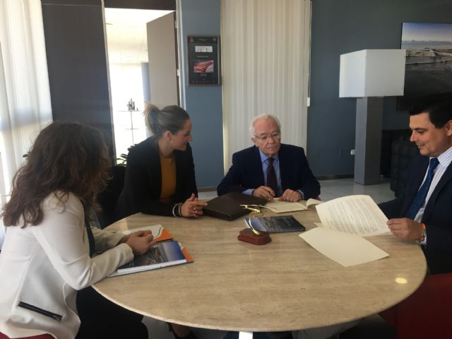 Ayuntamiento y Proyecto Hombre Murcia renuevan un convenio de colaboración para prevención y tratamiento de adicciones en el municipio - 1, Foto 1