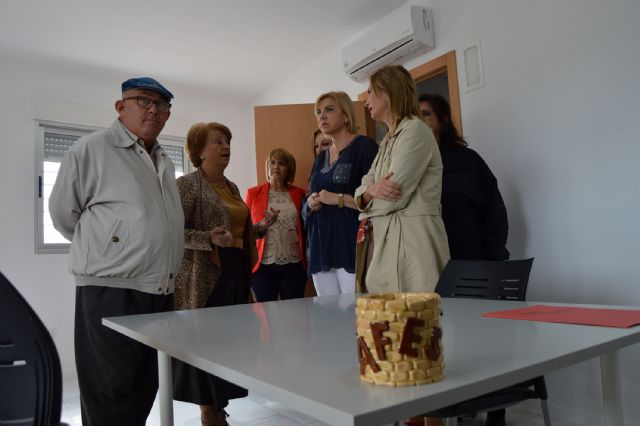 La consejera Tomás inaugura la nueva vivienda tutelada de AFES en Las Torres de Cotillas - 2, Foto 2