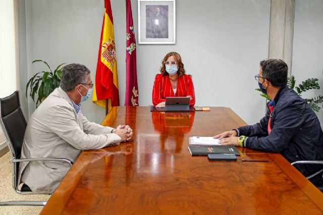 D´Genes presenta a la consejera de Mujer, Igualdad, LGTBI, Familias y Política Social de Murcia las líneas de trabajo de la asociación