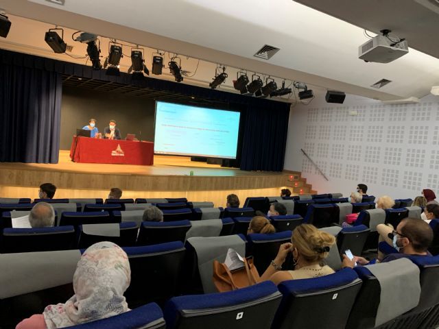 La Casa de la Cultura acoge la primera de las mesas informativas sobre las nuevas convocatorias de ayudas para la vivienda - 2, Foto 2