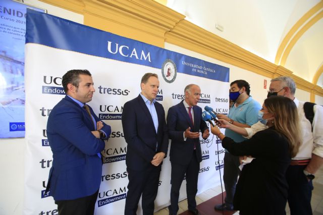 La UCAM crea con Tressis un fondo, cuyas aportaciones tendrán fines sociales - 1, Foto 1