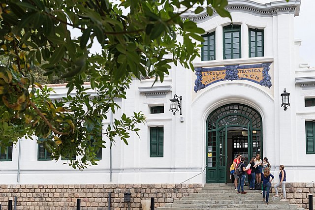 El centro universitario ISEN organiza el I Curso de Seguridad Internacional - 1, Foto 1
