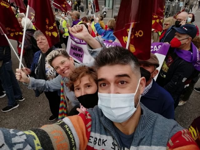 Podemos Jumilla acudió el pasado sábado 16 de octubre a Madrid para apoyar la movilización que reivindicaba la necesidad de unas pensiones públicas dignas - 2, Foto 2