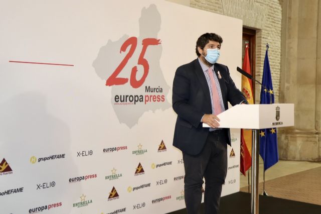 López Miras destaca en el 25 aniversario de Europa Press la garantía de fiabilidad de las agencias de noticias - 2, Foto 2