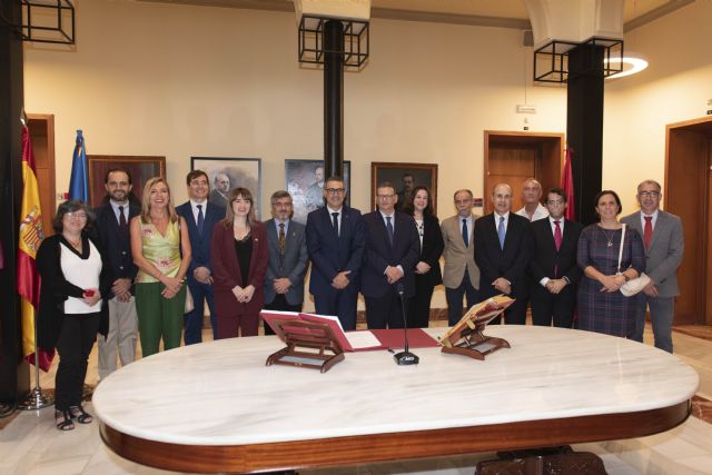 Toma de posesión de profesorado titular y catedrático de la Universidad de Murcia. 19/10/2022 - 2, Foto 2