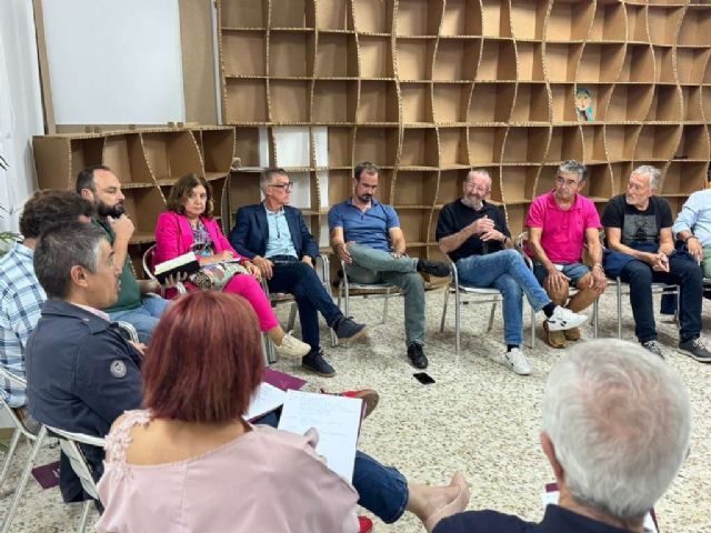 MC intensifica el contacto con colectivos del Mar Menor, Cabo de Palos y La Manga para abordar el abandono del Gobierno local - 1, Foto 1