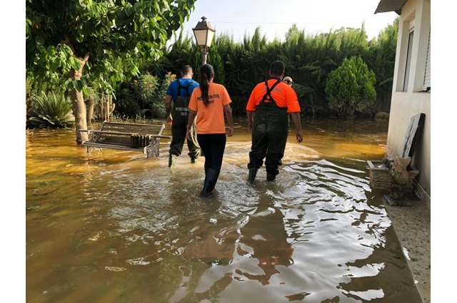 La Comunidad subvenciona a los ayuntamientos la compra de material para protección civil - 1, Foto 1