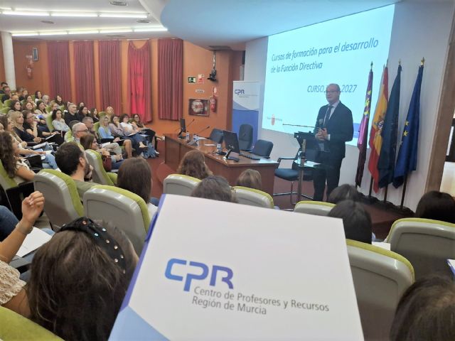 140 docentes se forman este curso para ser directores de centros educativos - 2, Foto 2