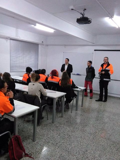 Se celebra en Alcantarilla un importante Curso de Reanimación Cardiopulmonar Desfibrilación Externa Semiautomática - 2, Foto 2