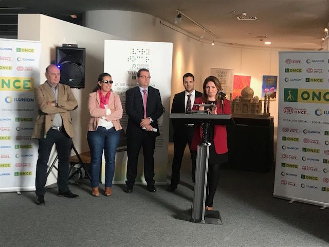 La Comunidad acoge la exposición itinerante 'Ver y tocar' de la ONCE - 1, Foto 1