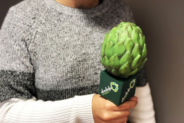 Las alcachofas se convierten en micrófono para homenajear a los comunicadores más televisivos - 1, Foto 1