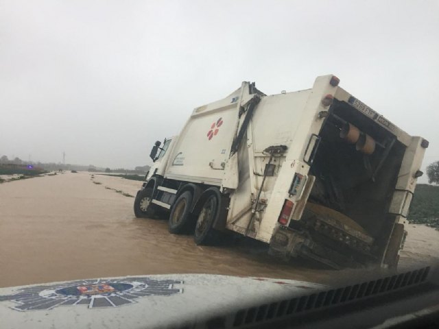 Las fuertes lluvias provocan el corte de diez carreteras en Cartagena - 3, Foto 3