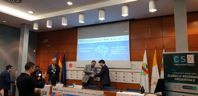 La Universidad de Murcia premiada por ISACA Valencia en la categoría 'Gobierno de Sistemas de información 2019' - 1, Foto 1