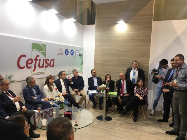 Logran mitigar emisiones de los purines de cerdo, los transforman en fertilizante y reutilizan el agua para riego - 1, Foto 1