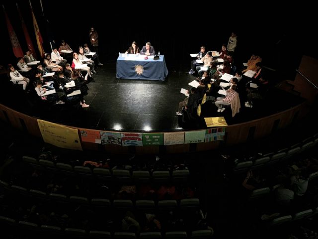 250 alumnos de colegios de Alcantarilla celebran el Pleno infantil - 2, Foto 2