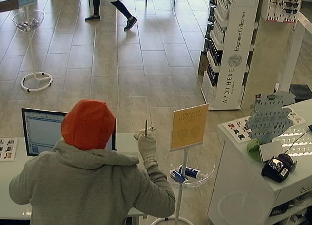 La Guardia Civil detiene al joven que atracó una farmacia en la pedanía murciana de Santa Cruz - 1, Foto 1