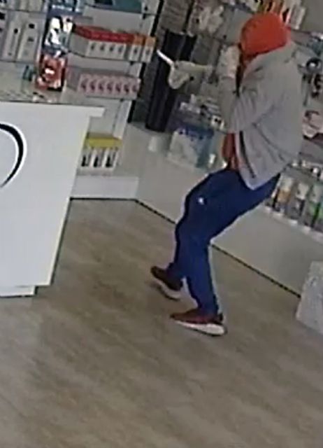 La Guardia Civil detiene al joven que atracó una farmacia en la pedanía murciana de Santa Cruz - 2, Foto 2