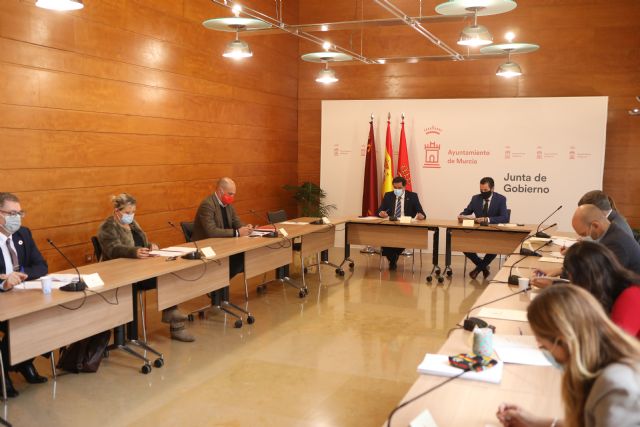 Aprobada la tramitación para la contratación de sillas y tribunas en diferentes festejos municipales - 1, Foto 1