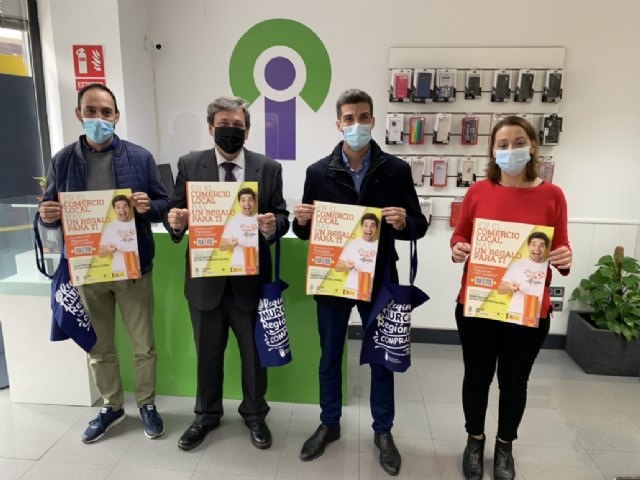 Los comercios locales repartirán cerca de un millar de regalos a sus clientes a partir del próximo lunes - 1, Foto 1