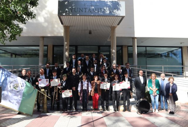 La UMSP recupera la tradición de recoger en sus domicilios a los nuevos músicos de la banda - 1, Foto 1
