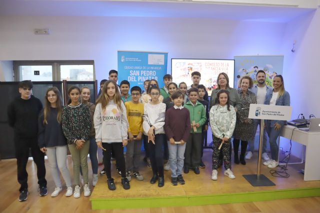 Los niños pinatarenses reivindican la importancia de la salud mental en el Día Mundial de la Infancia - 1, Foto 1