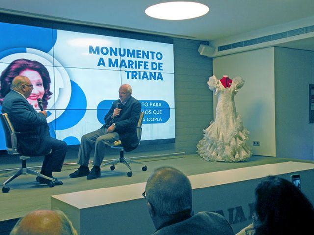 Sociedad. Marifé de Triana (María Felisa Martínez López, nacida en Burguillos en 1936) es una de las cantantes de copla más importantes de la Historia - 2, Foto 2