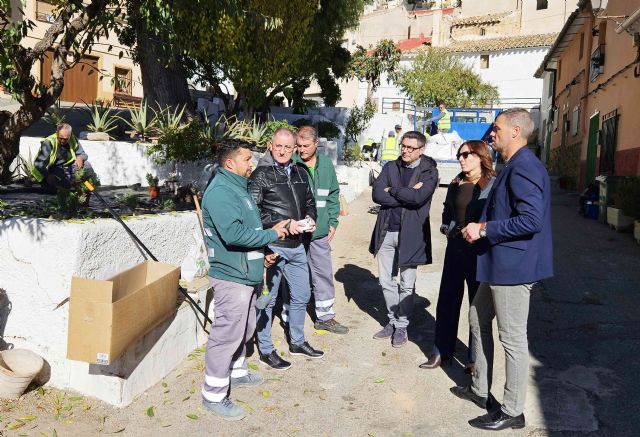 El Ayuntamiento de Caravaca refuerza el cuidado de zonas verdes con 59 trabajadores del Programa de Fomento de Empleo Agrario - 1, Foto 1