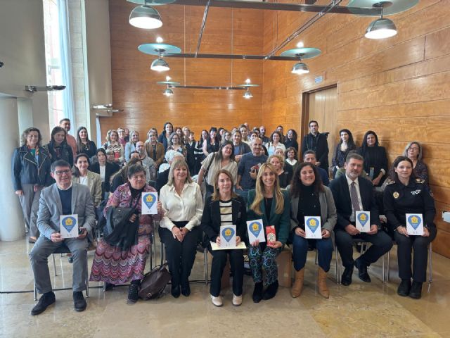 Murcia refuerza su red de protección de la infancia con nuevas medidas y un amplio programa de actividades por el Día de los Derechos de la Infancia - 1, Foto 1