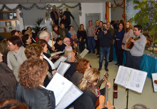 El Centro de las Personas Mayores ya disfruta de su Belén estas Navidades - 5, Foto 5