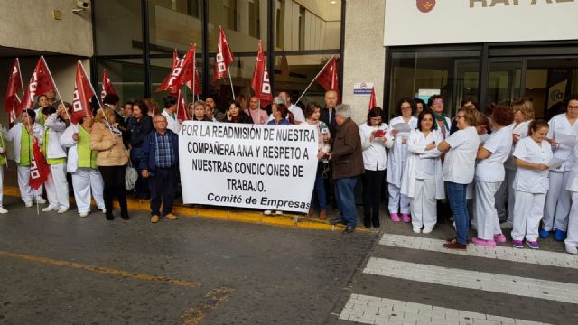 El PSOE respalda al colectivo de trabajadoras del servicio de limpieza del hospital Rafael Méndez de Lorca - 5, Foto 5