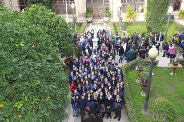 Los alumnos de la Fundación Alma Mater cantan a la Navidad - 2, Foto 2