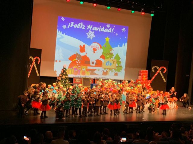 La Gala Benéfica del Colegio Carlos V acude puntual a su cita navideña con la solidaridad - 2, Foto 2