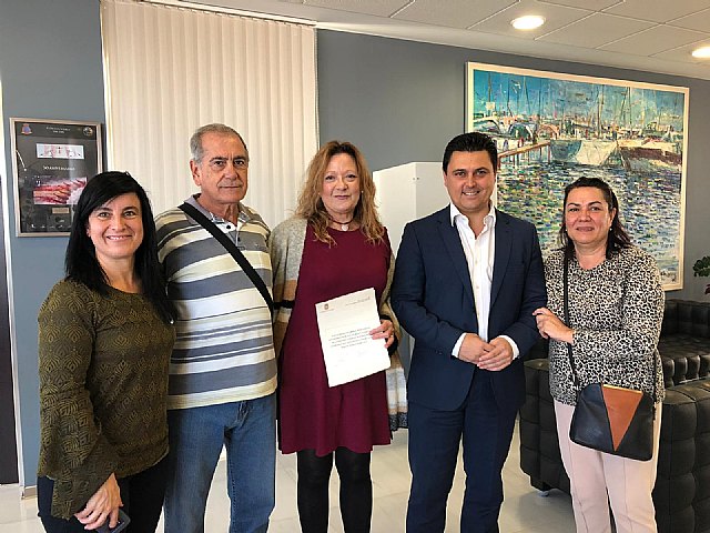El Ayuntamiento de San Javier y AFAL colaboran en la mejora de la calidad de vida de pacientes y familias afectadas por el Alzheimer - 1, Foto 1
