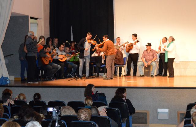 La peña 'Rincón Pulpitero' celebra un año más la Navidad con su tradicional festival - 1, Foto 1