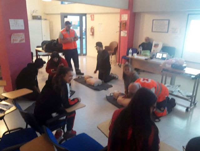 Cruz Roja imparte en Las Torres de Cotillas un taller de primeros auxilios para menores - 3, Foto 3
