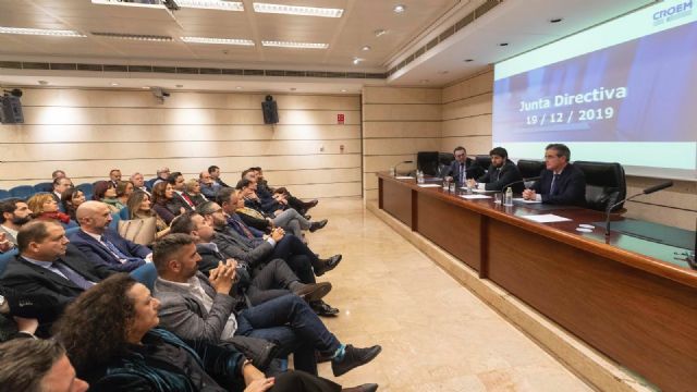El presidente de la Comunidad clausura la Junta Directiva de Croem - 2, Foto 2