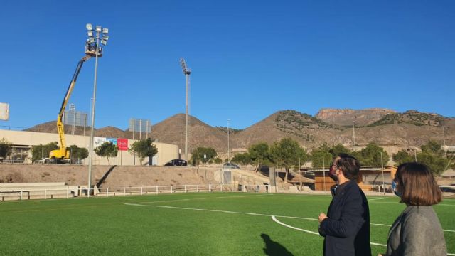La Concejalía de Deportes invierte 47.500 euros en la sustitución y la reforma del alumbrado del campo de fútbol 'Juan Casuco' - 1, Foto 1