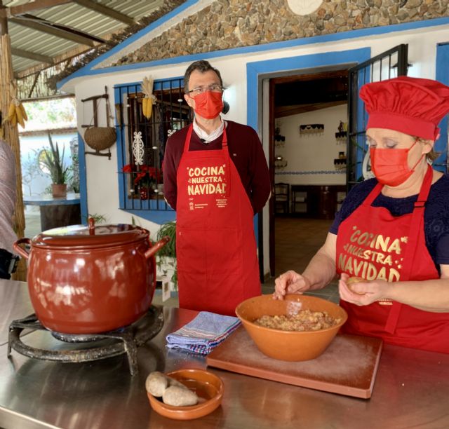 ´Cocina nuestra Navidad´, el programa que enseña recetas típicas de la mano de las peñas huertanas - 2, Foto 2