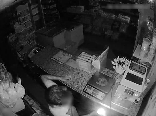 La Guardia Civil detiene en Jumilla al presunto autor de varios robos y daños en la propiedad - 5, Foto 5